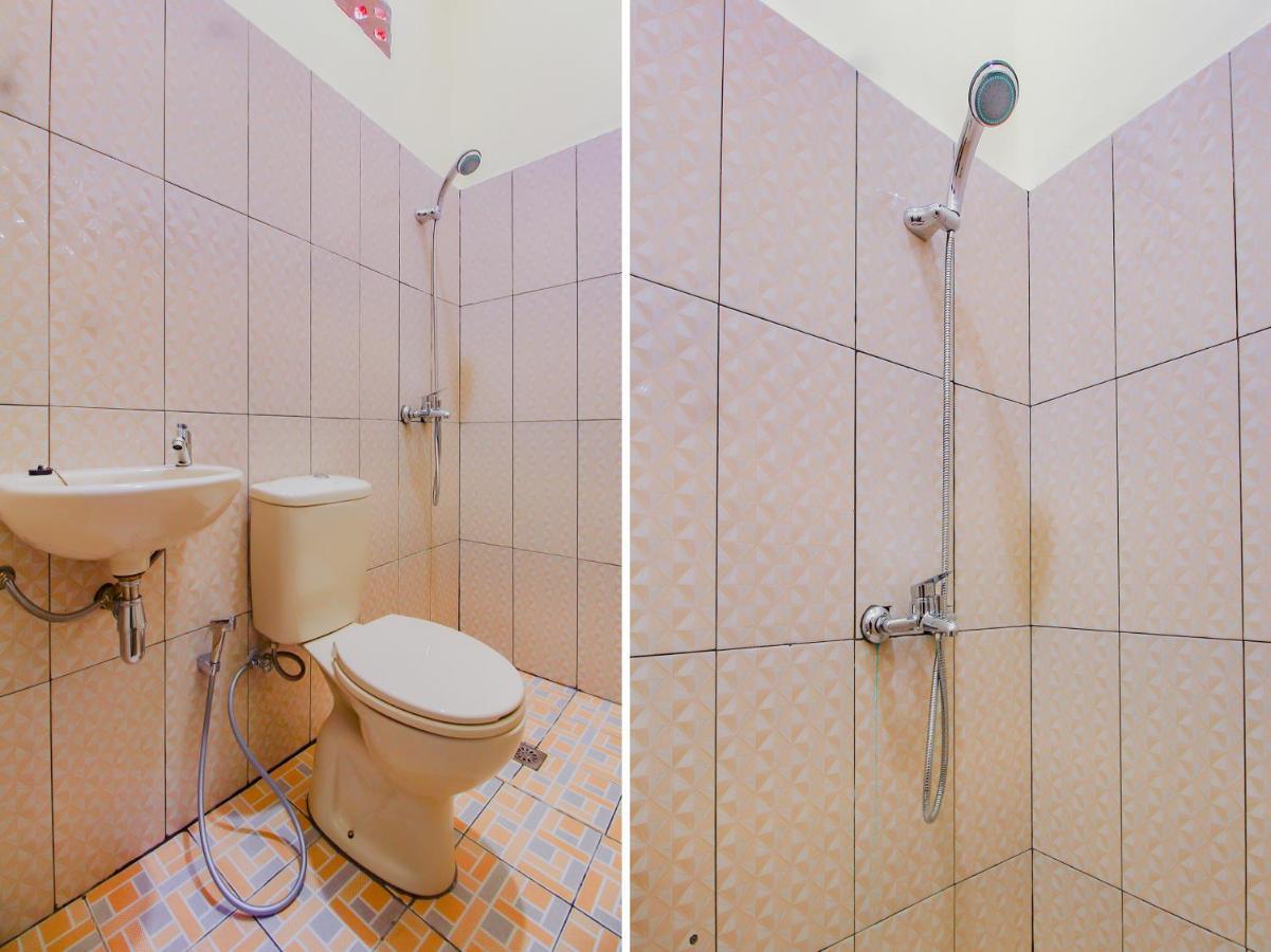 Oyo 90063 Silver Homestay Syariah Perabumulih 외부 사진